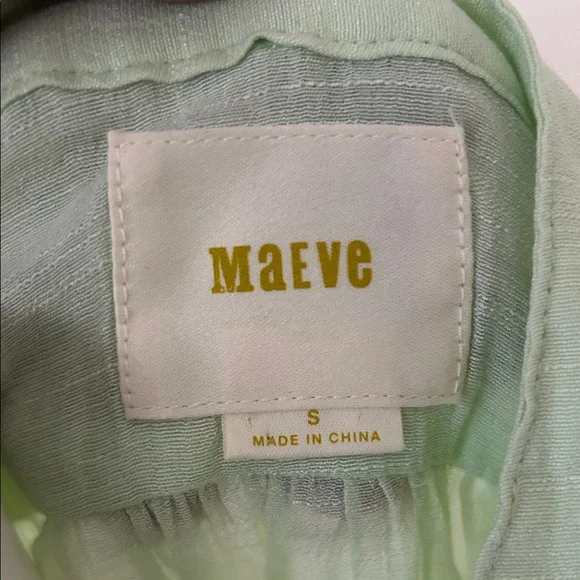 Light Green Women's Top - Picture 9 of 10